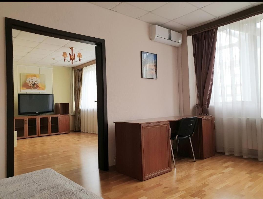 Hotel Obolon-Arena Kijev Kültér fotó